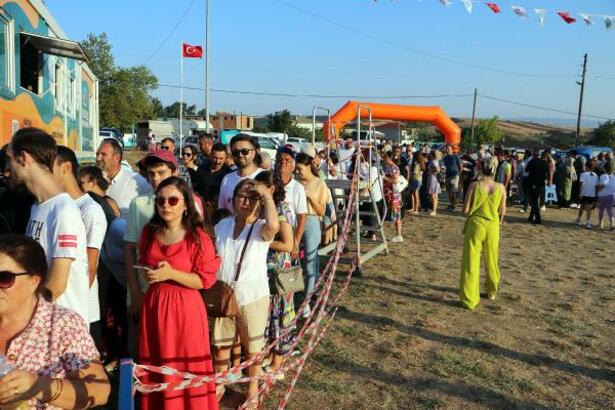 Tekirdağda şenlikte karpuz kuyruğu Ajans Tekirdağ