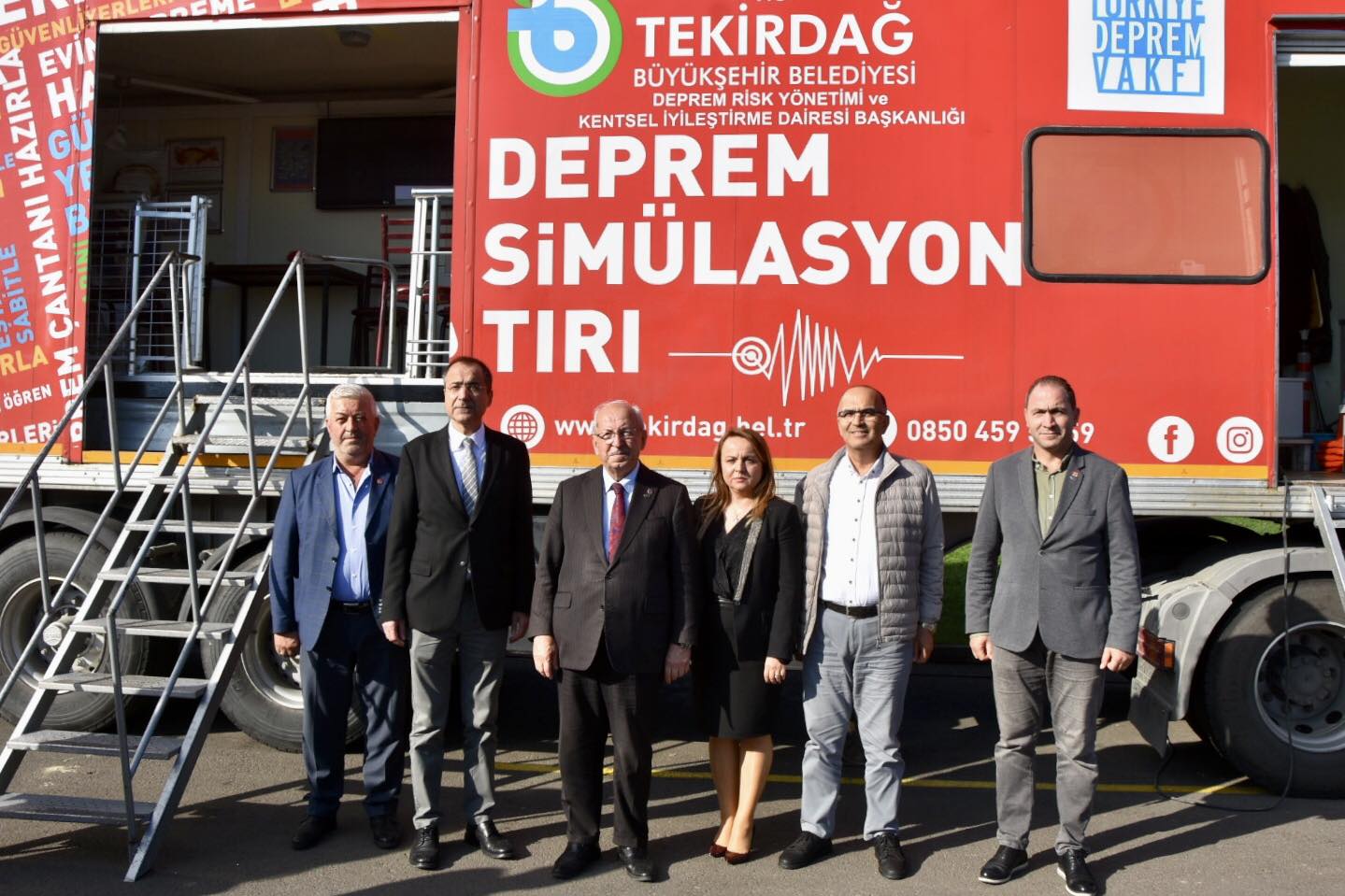 Büyükşehir Belediyesinden Deprem İçin Yatırım Tekirdağ’ın deprem bölgesinde yer aldığı gerçeğinden hareketle depreme hazırlık çalışmalarını