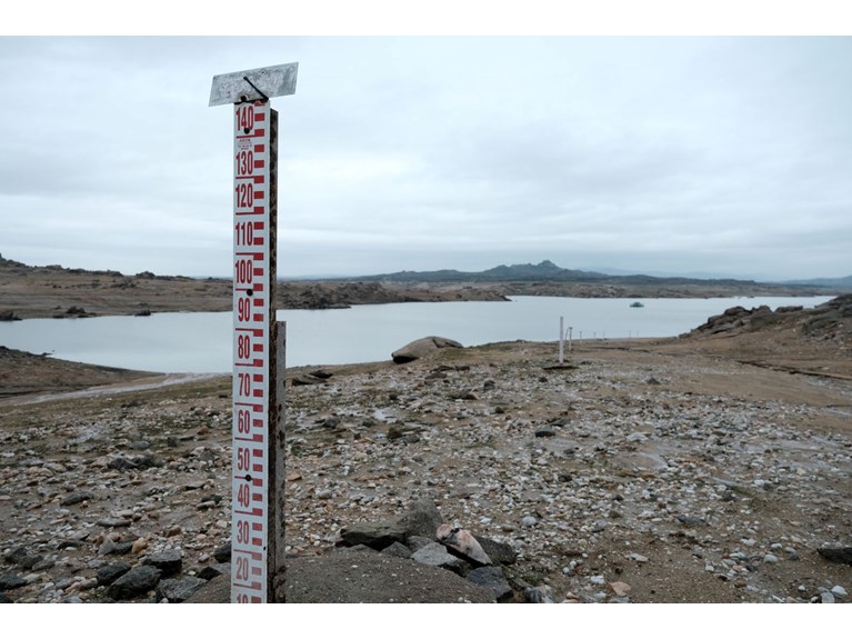 Aşırı sıcak ve kuraklık nedeniyle su seviyeleri azalan Edirne, Kırklareli