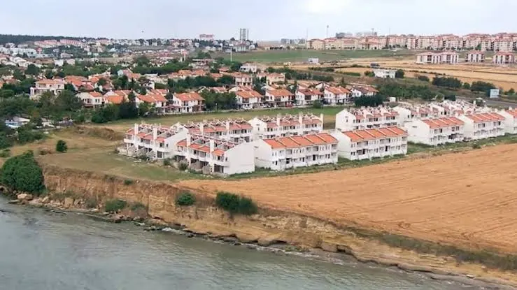 Belediye Geri Adım Attı mülk sahipleri derin nefes aldı Tekirdağ Büyükşehir Belediyesi’nin Süleymanpaşa İlçesi Bahçelievler mahallesinde, İmar Kanunun 18.