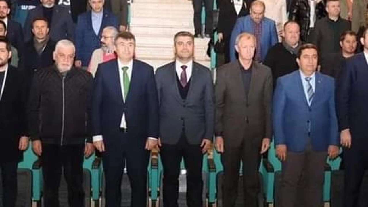 Büyükşehir Aday Adayı Tekin Yenigün’den Açıklama Tekirdağ Destan Gazetesi’nin imtiyaz sahibi Sayın Mustafa Öklük beyin Tekirdağ