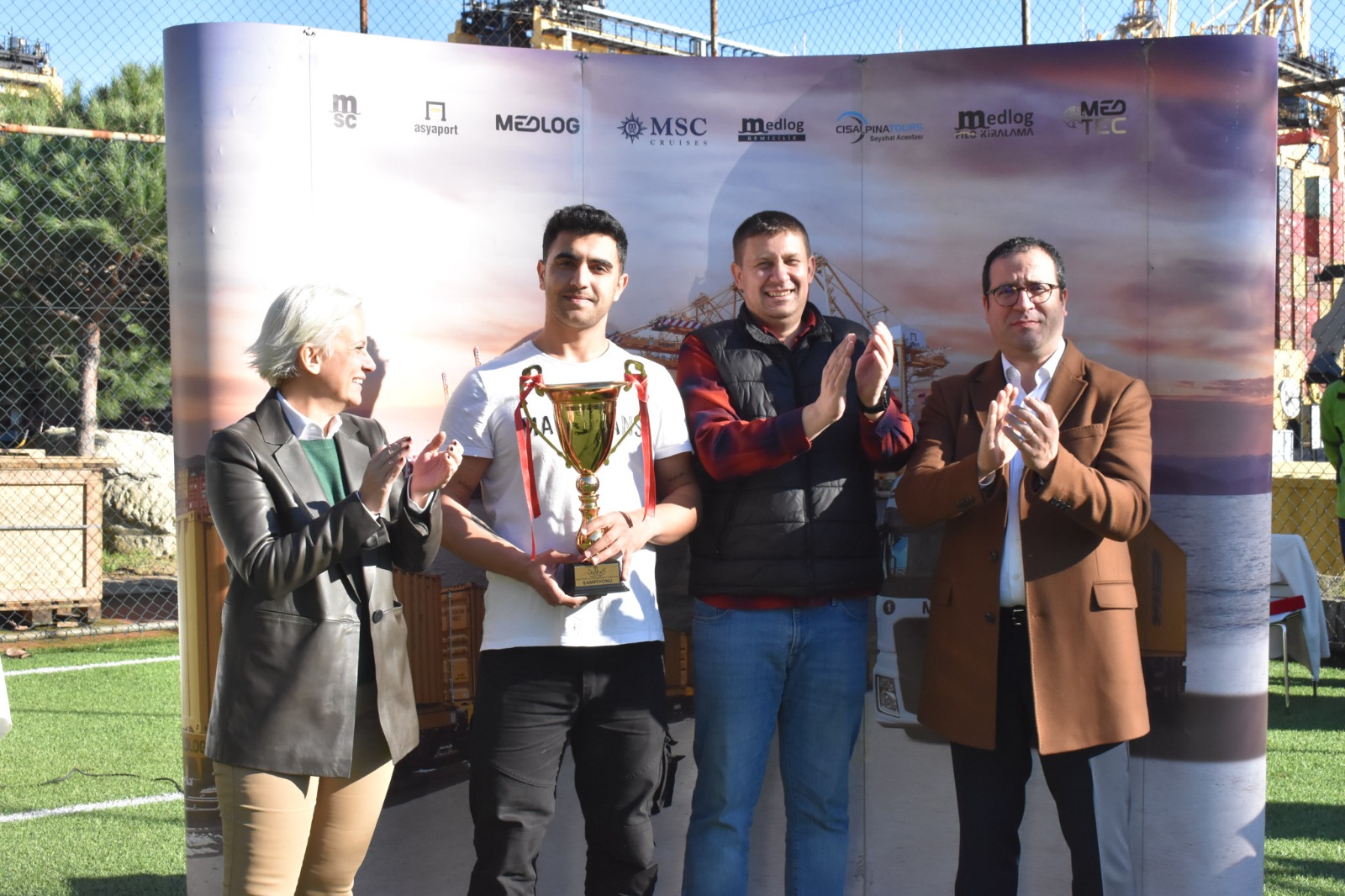 MSC Grubu 2. Bilek Güreşi Turnuvası Tekirdağ Asyaport Limanı’nda gerçekleşti.