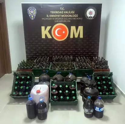 Tekirdağ'da düzenlen operasyonda sahte içki yapımında kullanılan 15 ton etil