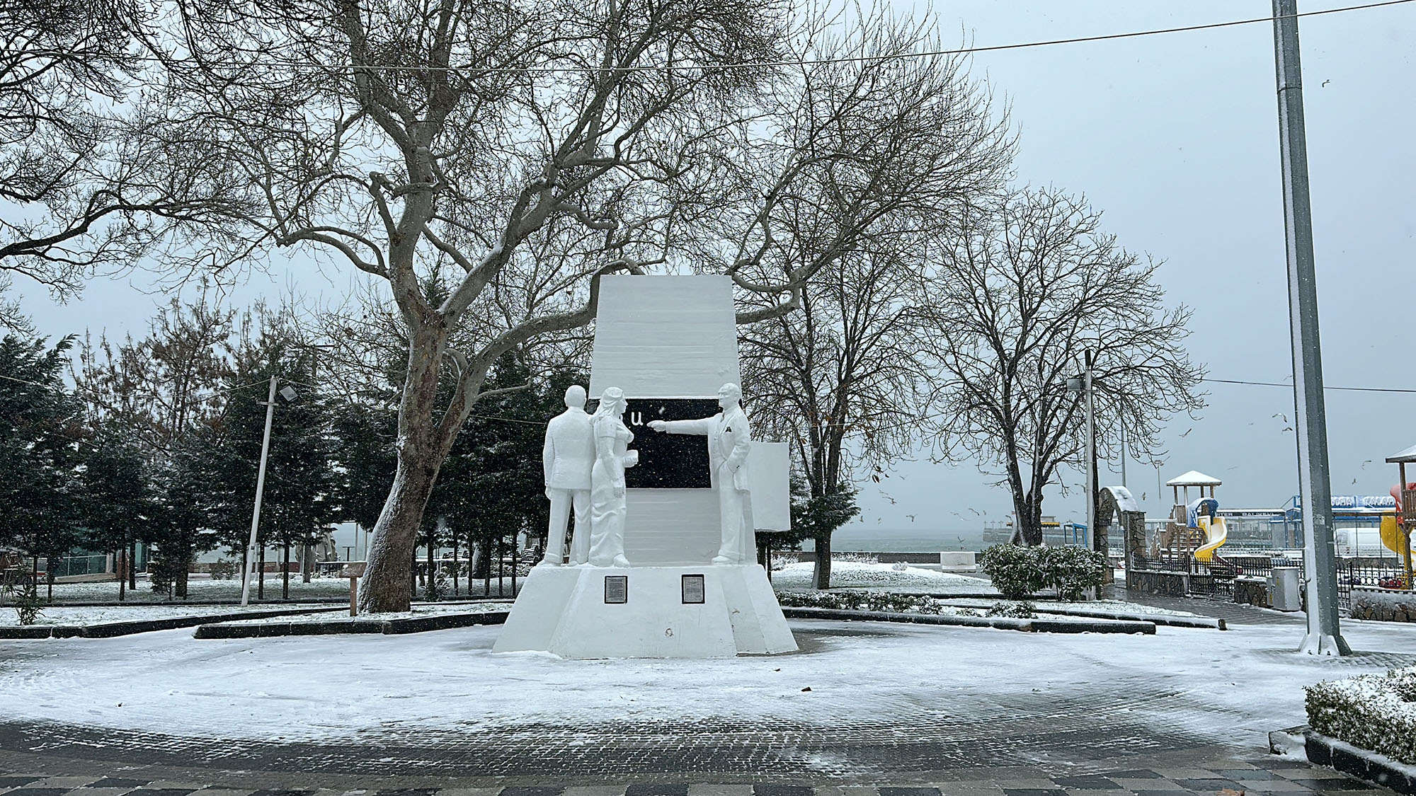 Tekirdağ'da hava şartlarında ki olumsuzlukların devam etmesinden dolayı, Tekirdağ'ın 3