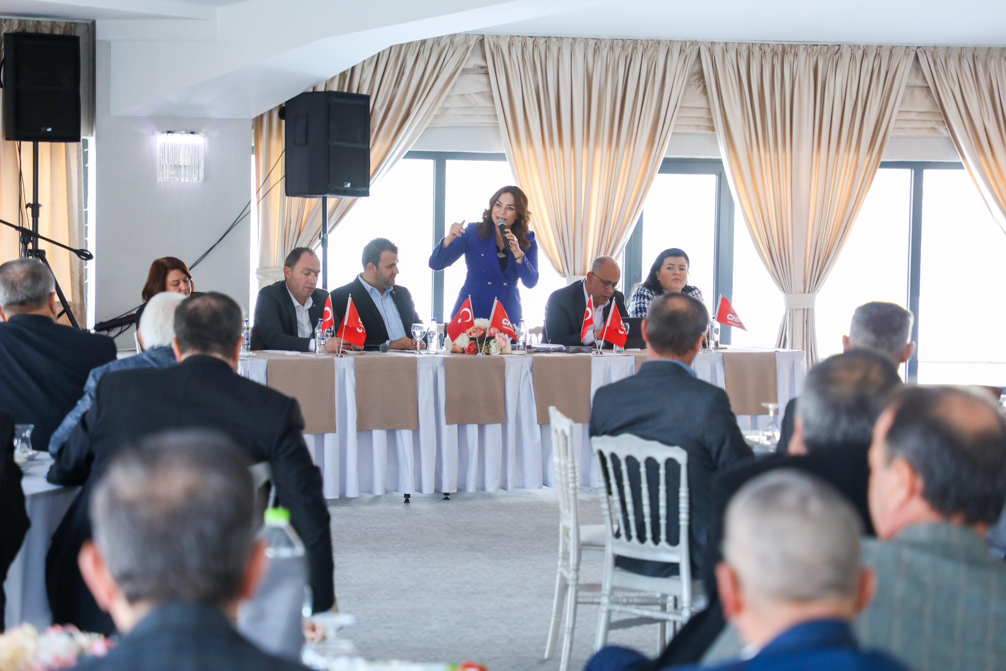 Cumhuriyet Halk Partisi Büyükşehir Belediye Başkan Adayı Dr. Candan Yüceer
