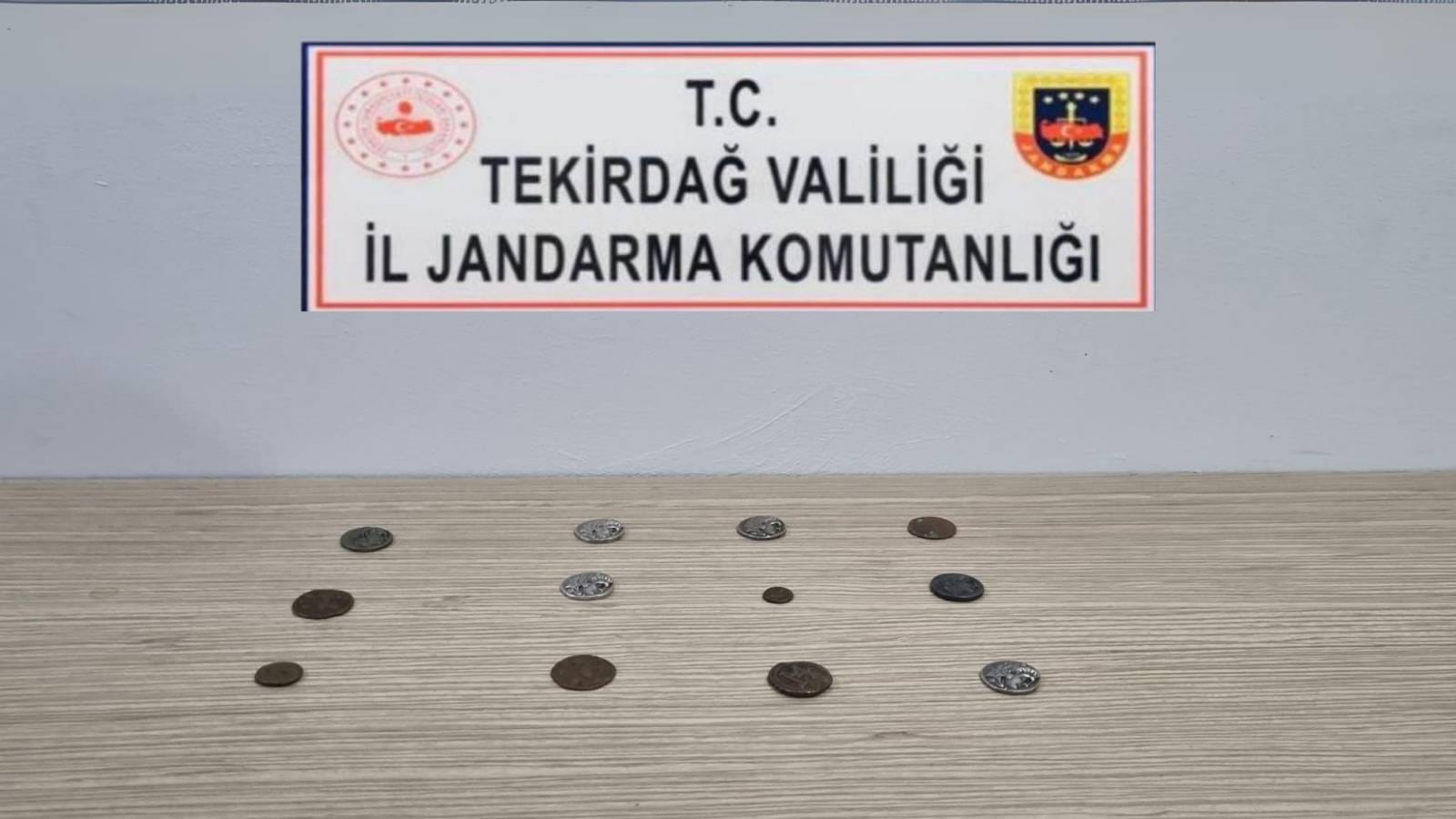 Tekirdağ İl Jandarma komutanlığı ekipleri Saray ilçesinde bir kişi üzerinde