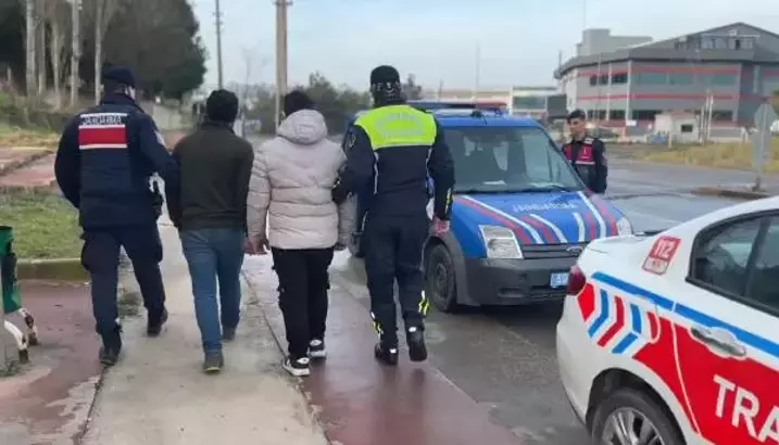 Tekirdağ'ın Çerkezköy ilçesinde, jandarma ekiplerinin drone destekli trafik denetiminde 2