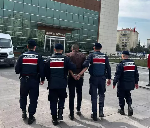 Tekirdağ'ın Ergene ilçesinde jandarma ekiplerinin şüphe üzerine bir araçta yaptığı