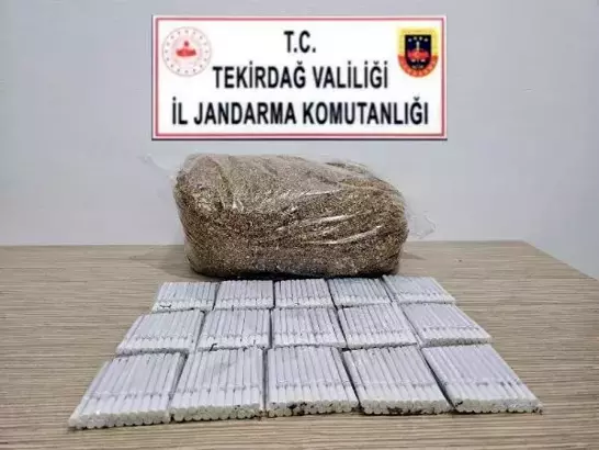 Tekirdağ'ın Saray ilçesinde kaçak tütün ürünleri ele geçirilen işletme sahibi