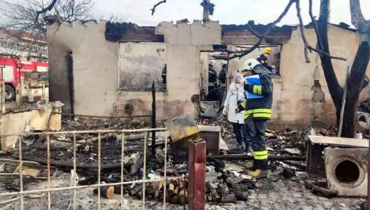 Tekirdağ'ın Kapaklı ilçesinde tek katlı evde çıkan yangında İsmail Namık