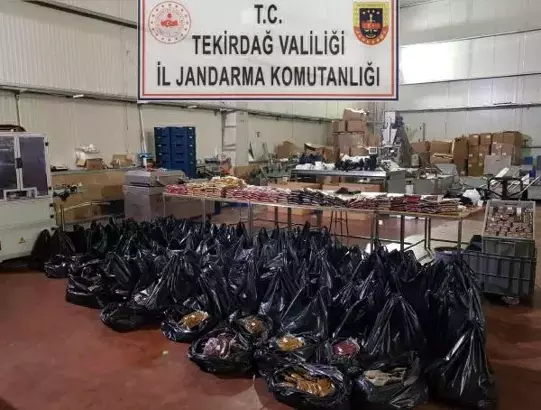 Tekirdağ'ın Çerkezköy ilçesinde nargile tütünü fabrikasında piyasa değeri 3 milyon