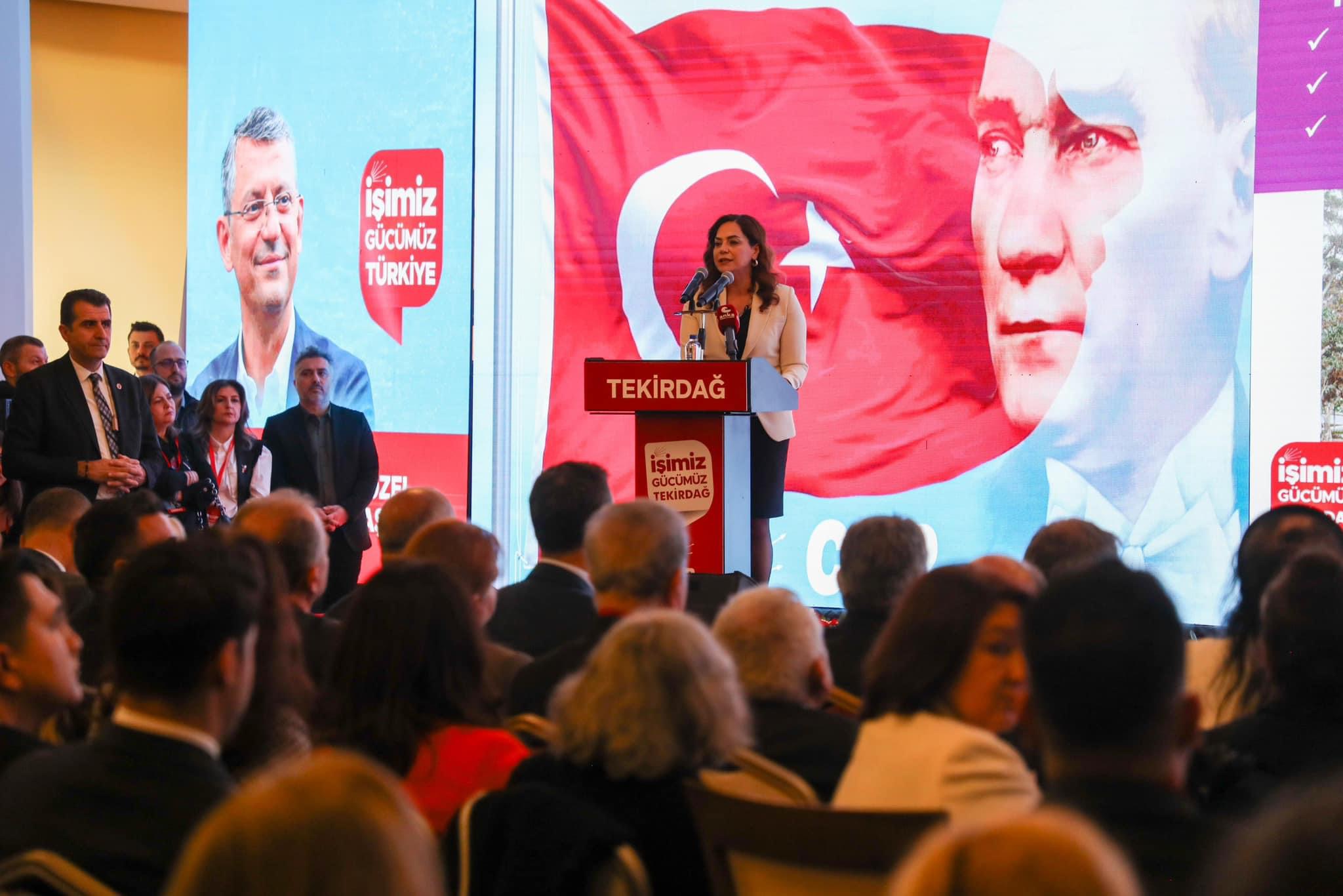 CHP Tekirdağ Büyükşehir Belediye Başkan adayı Candan Yüceer, kendisinin tanıtım