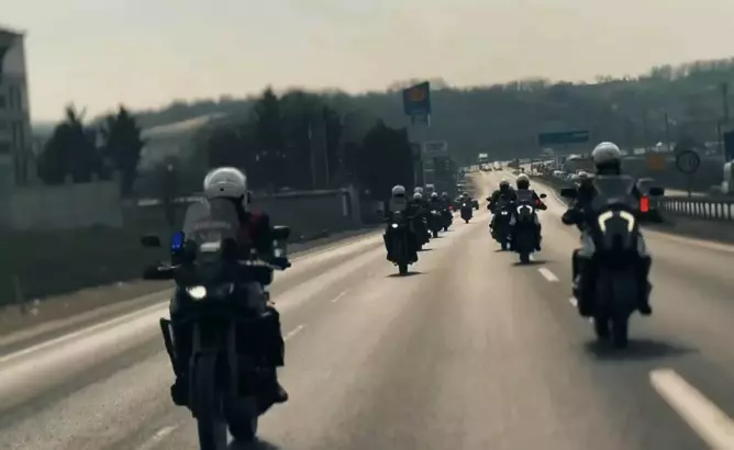 Tekirdağ'ın Çerkezköy ilçesinde aranan şüphelilere yönelik 'Zıpkın-3' adlı operasyonda 29