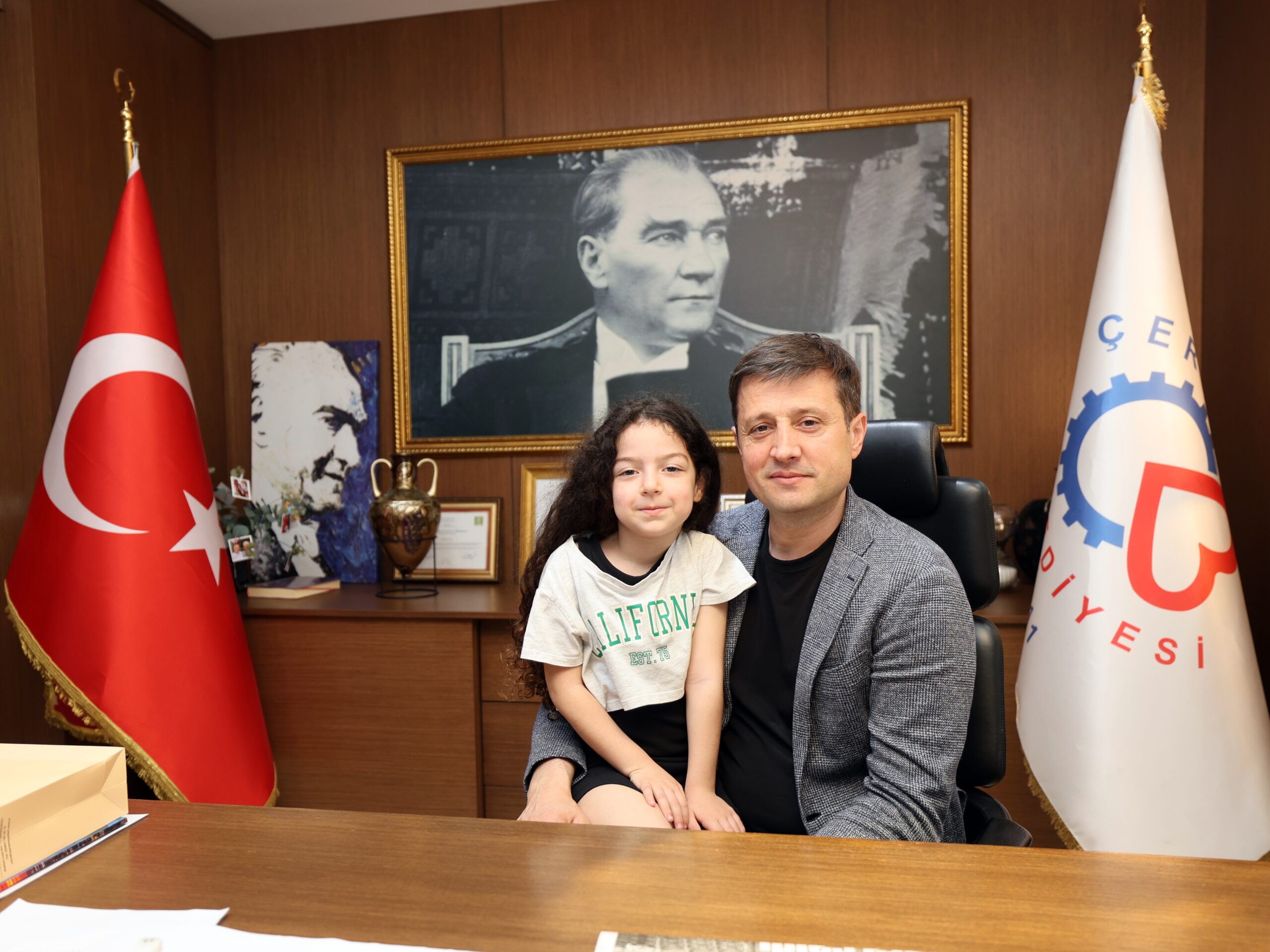 Minik Kumsal, Ülkemizi Avrupa’da Temsil Edecek Çerkezköy Belediye Başkanı Vahap Akay, ülkemizi İrlanda’da düzenlenecek Avrupa Satranç