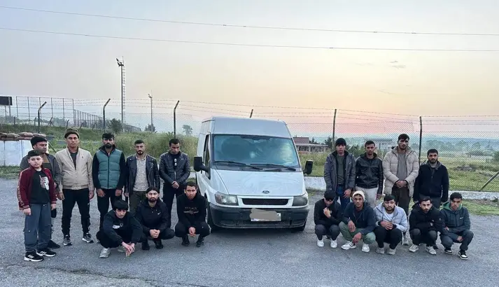 Tekirdağ'ın Saray ilçesinde jandarmanın 'dur' ihtarına uymayıp kaçan kapalı kasa