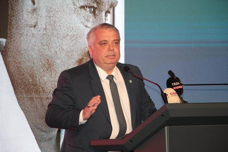 İyi Parti Tekirdağ İl Başkanı Gökhan Metiner, Halk Bankası'nın esnaf