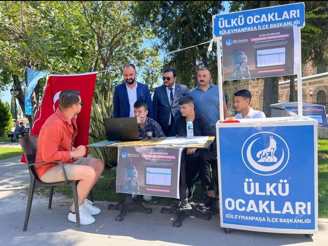 Tekirdağ Ülkü Ocakları İl Başkanlığı tarafından, üniversite sınavına giren öğrencilere