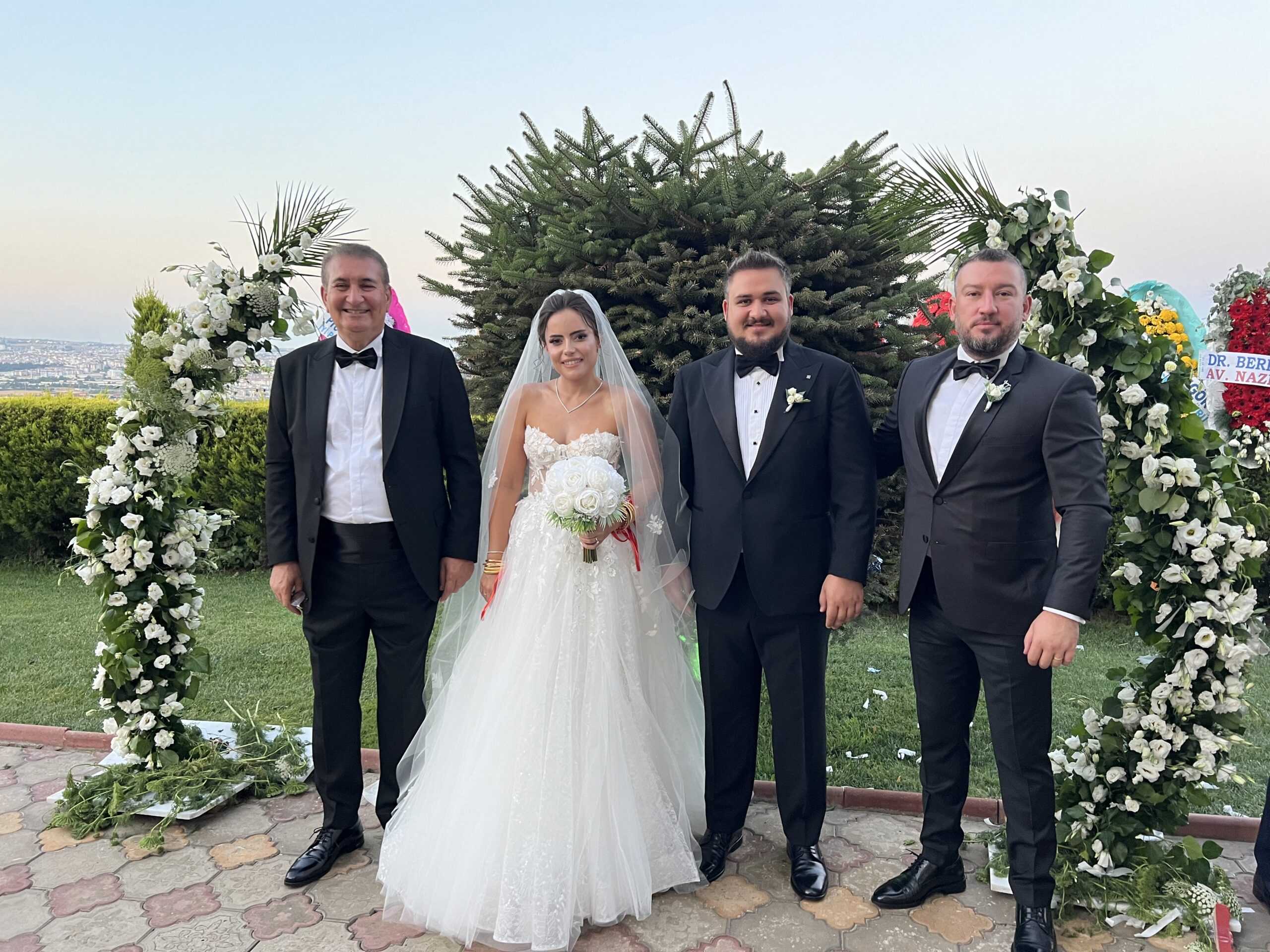 Erdoğan Ailesinin mutlu günü Bünyesinde Ramada Tekirdağ, Yat Otel ve Budapeşte Ramada Otel’in bulunduran