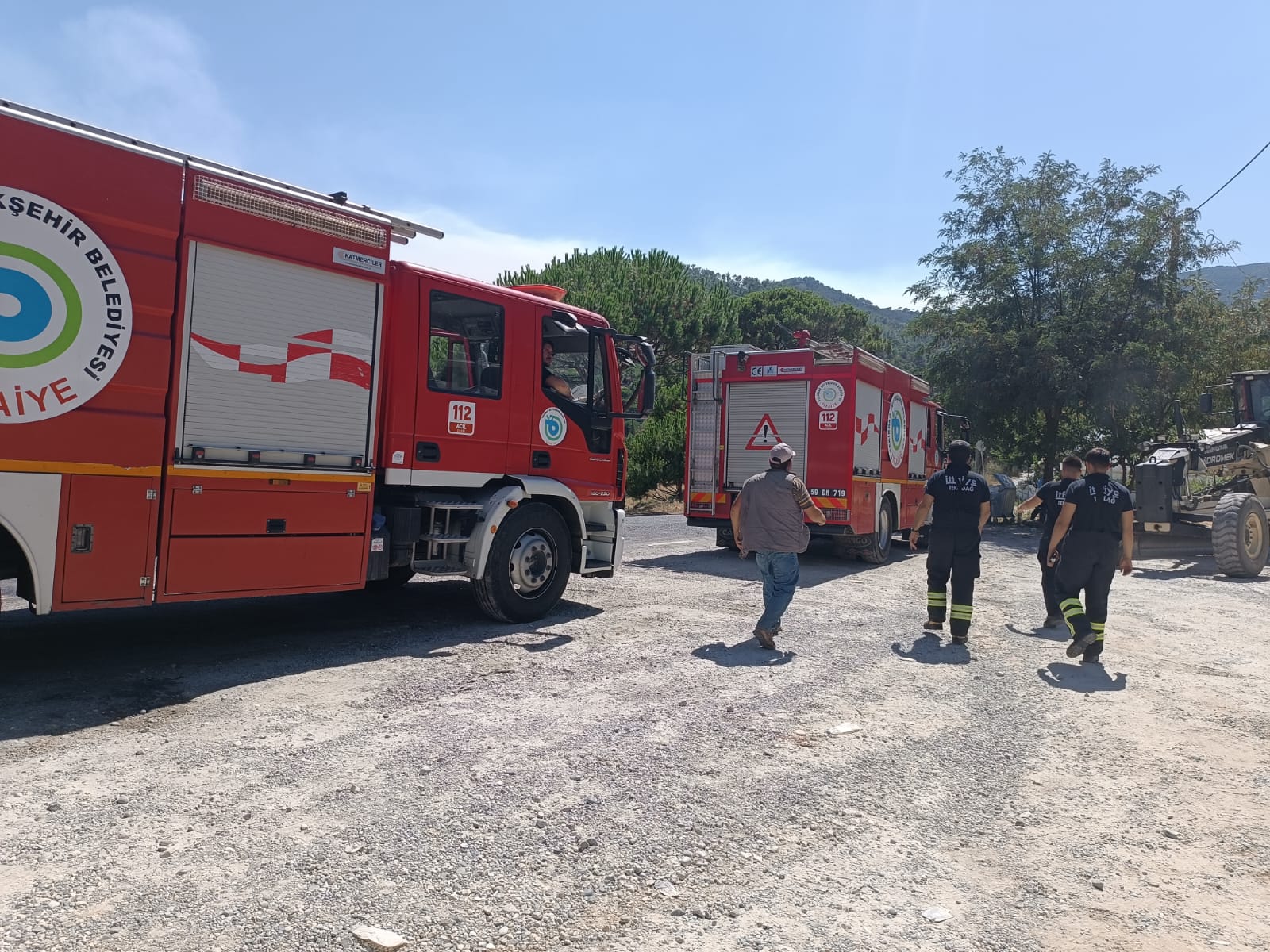 Tekirdağ Büyükşehir Belediyesi İtfaiyesi, son günlerde il dışındaki yangınlara yaptığı