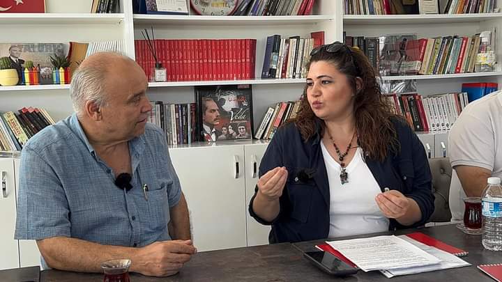 Tekirdağ'ın Çorlu ilçesinde fabrikaların yaydığı ağır kimyasal kokulardan şikayetçi olan