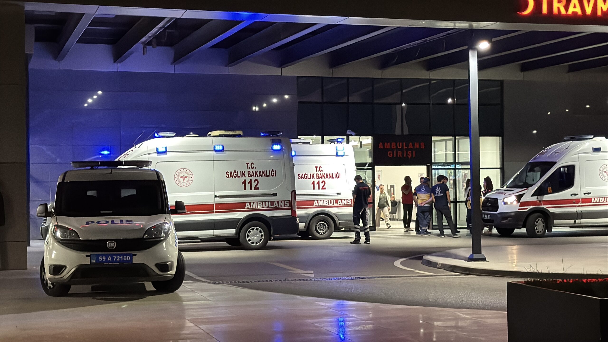 Tekirdağ'ın Süleymanpaşa ilçesinde seyyar balıkçılık yapan N.Y. (49), tartıştığı servis