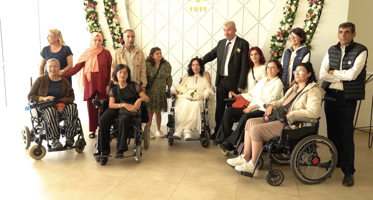 Tekirdağ'da Trakya Bakım Evi'nde kalan engelli çift, nikah ve düğünle