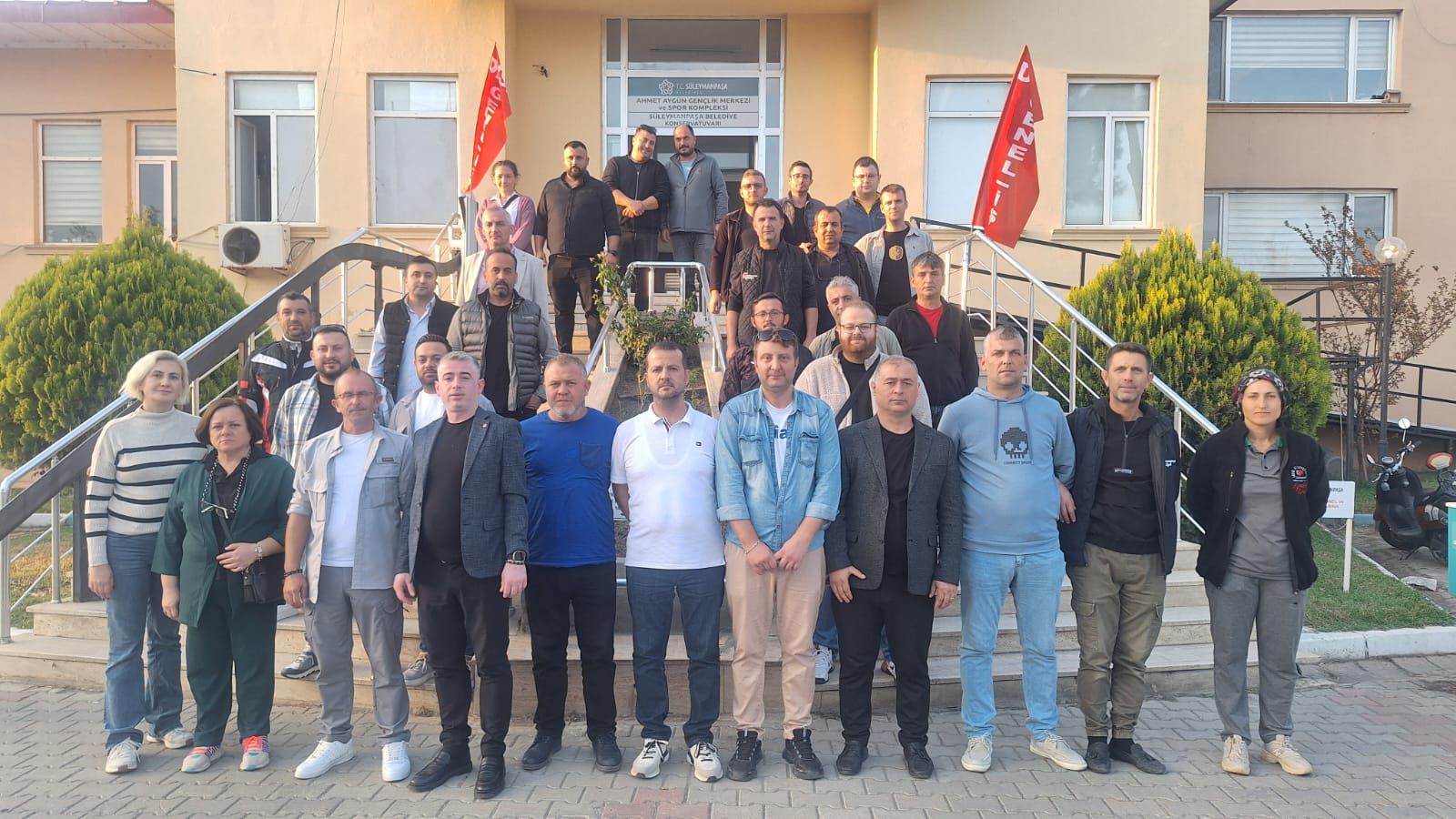 DİSK Genel İş Sendikası, Süleymanpaşa Belediyesinde yıl sonra şirket işçileri
