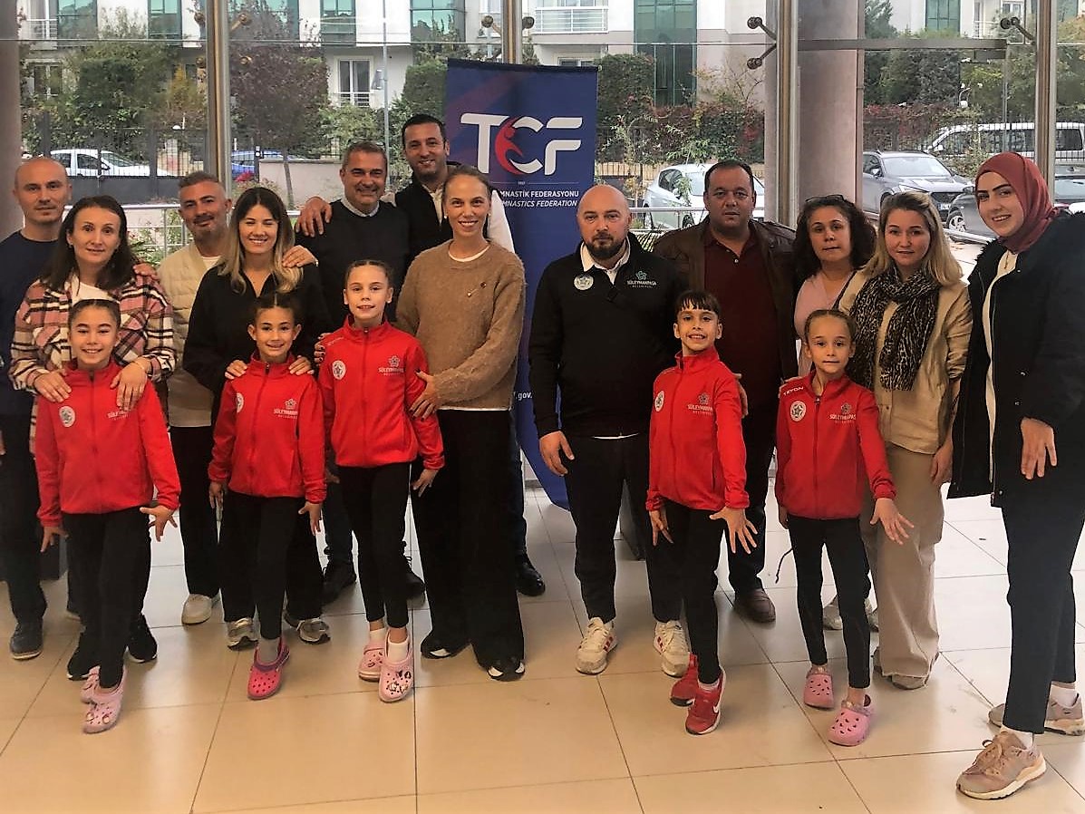 Süleymanpaşa Belediyesi Gençlik ve Spor Kulübü, farklı branşlarda elde ettiği