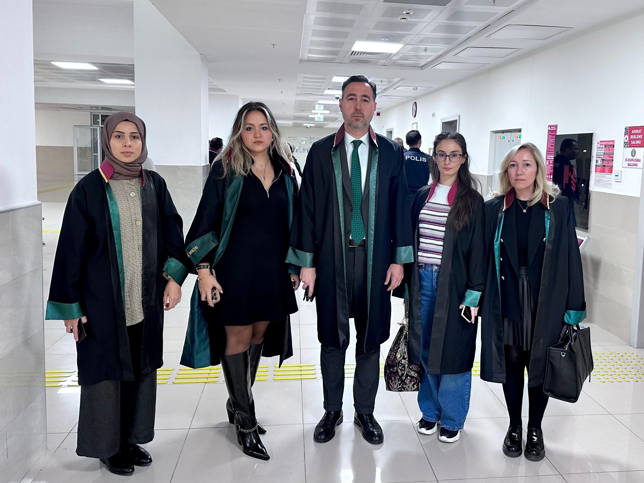 Tekirdağ Barosu Kadın Hakları ve Toplumsal Cinsiyet Eşitliği Komisyonu üyeleri,