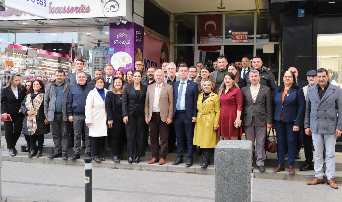 Candan Yüceer’den Çorlu Çıkarması Tekirdağ Büyükşehir Belediye Başkanı Dr. Candan Yüceer, 23 Ocak Perşembe