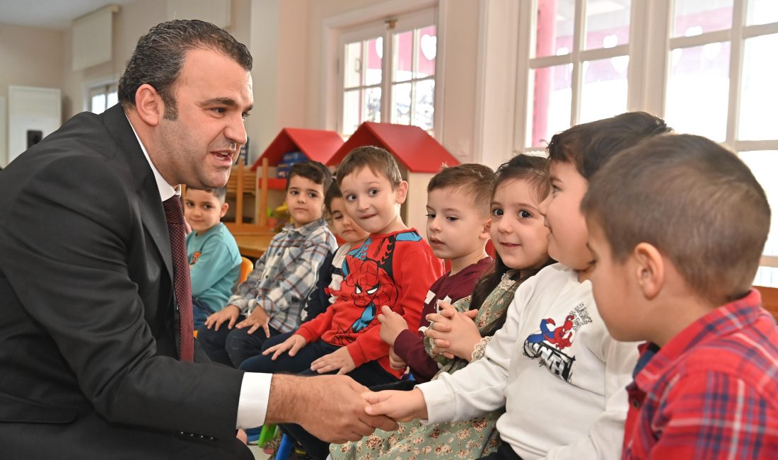 Volkan Nallar Çocuk Akademisinde Karne Dağıttı Süleymanpaşa Belediye Başkanı Volkan Nallar, 2024-2025 eğitim-öğretim yılının ilk döneminin