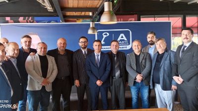 Yavuz Ağıralioğlu tarafından kurulan A Parti (Anahtar Parti) Tekirdağ’da kurucu