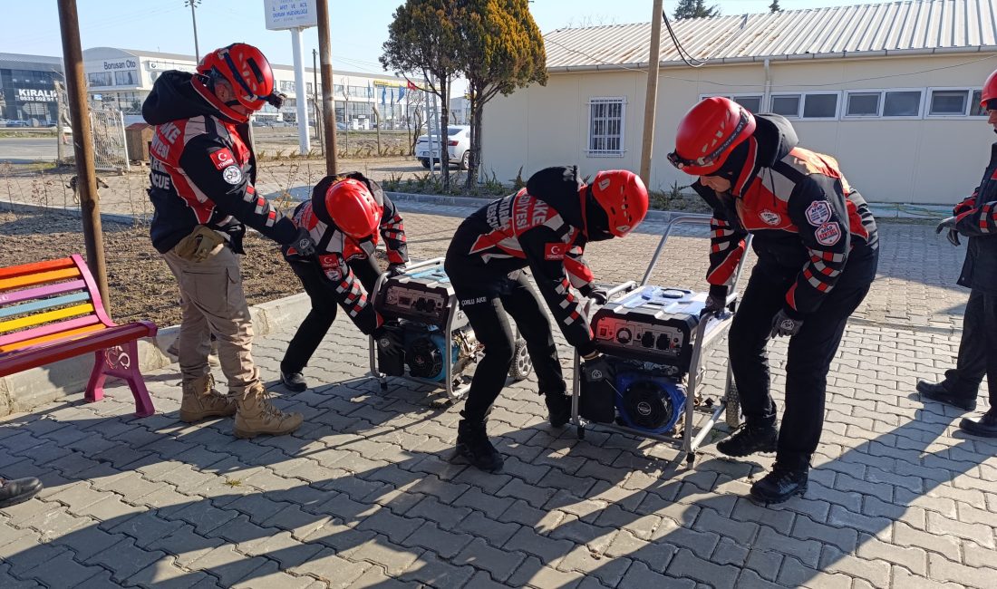Çorlu Belediyesi Arama ve Kurtarma Ekibi (Çorlu AKE) eğitimlerine devam