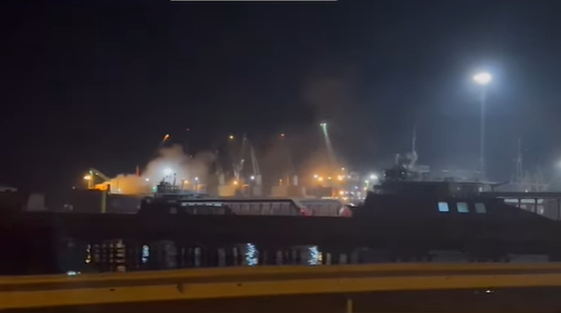 Tekirdağ'da faaliyetlerini sürdüren Ceyport Limanında gerçekleştirilen Çimento hammaddesi transferi yapıldığı