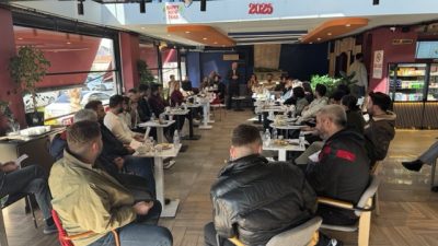 Tekirdağ'ın Süleymanpaşa ilçesine bağlı Değirmenaltı Mahallesi'nde faaliyet gösteren esnaflar, güç