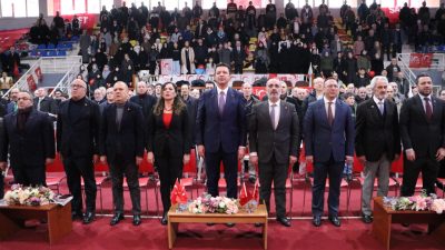 Saadet Partisi Genel Başkanı Mahmut Arıkan, partisinin Tekirdağ 8. Olağan