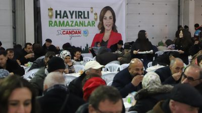 Tekirdağ Büyükşehir Belediyesi’nin İftar Sofraları Binlerce Vatandaşı Buluşturuyor.