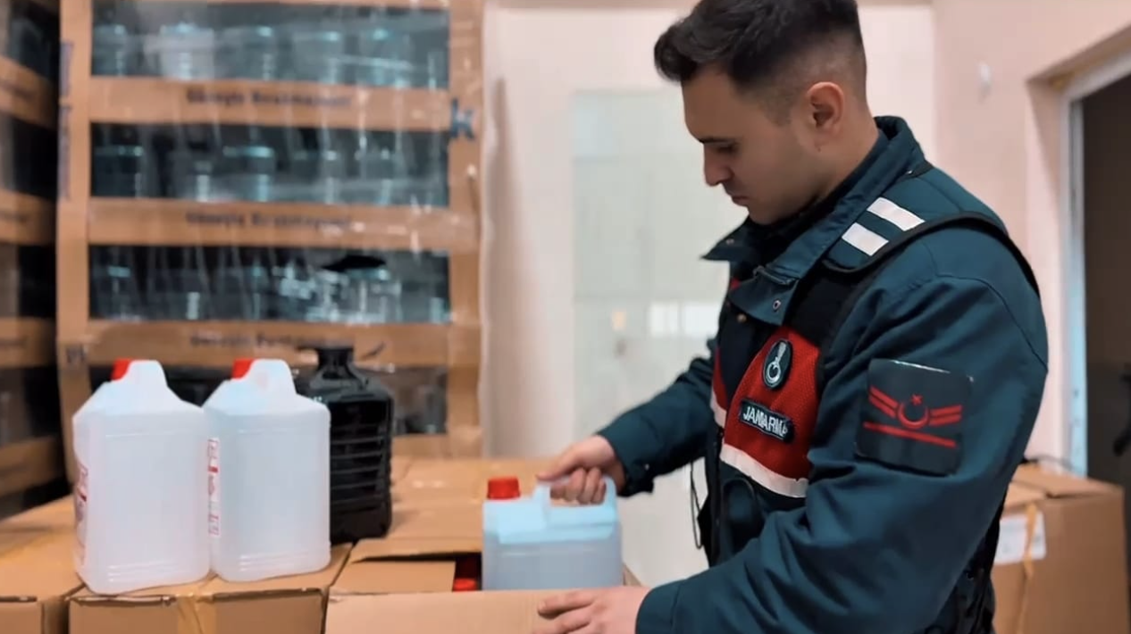 Tekirdağ’ın Çorlu ilçesinde bir iş yerinde yapılan operasyonda, büyük miktarda