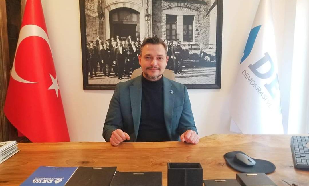 DEVA Partisi Tekirdağ İl Başkanı Ozan Varan, başta ATV ekranlarında