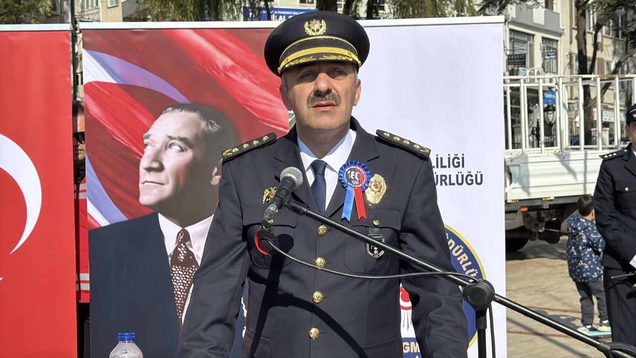 Türk polis teşkilatının 180. Kuruluş yıldönümü nedeniyle Tekirdağ’da çelenk sunma