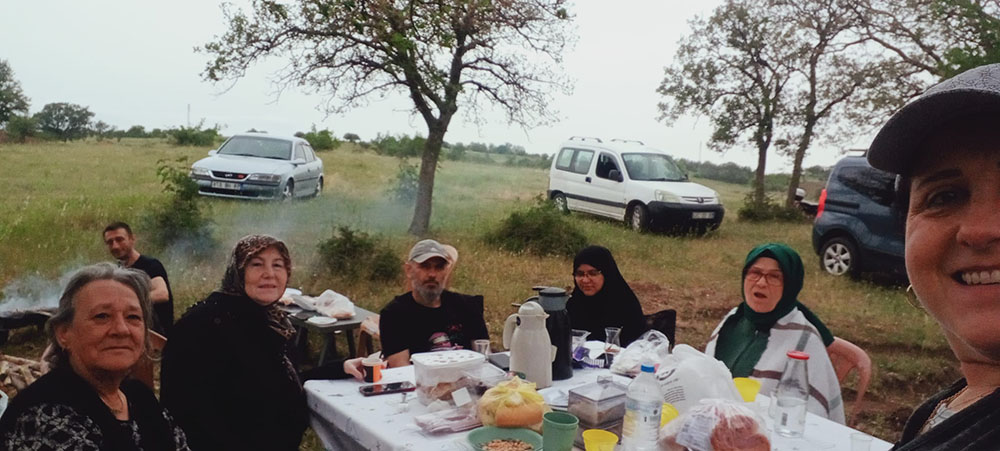 Tekirdağ’ın Süleymanpaşa ilçesine bağlı Kazandere Mahallesi’nde düzenlenen Hıdrellez şenliği kana