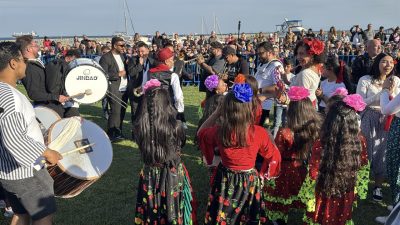 Tekirdağ'ın Süleymanpaşa ilçesinde bu yıl ikincisi düzenlenen Kakava ve Hıdrellez