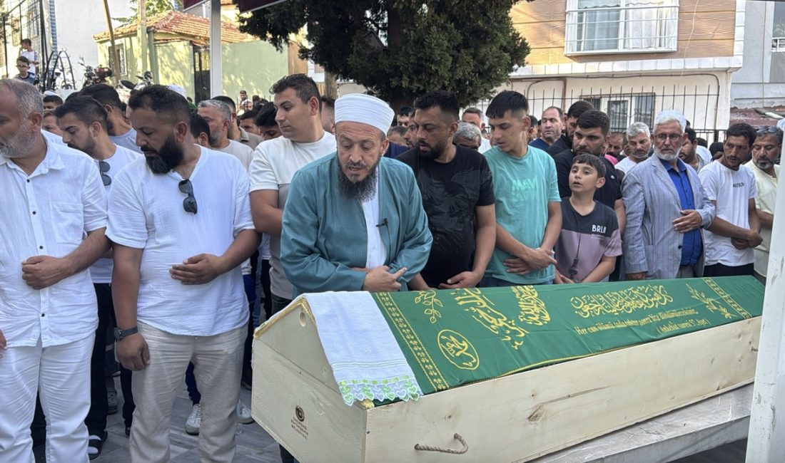 Silahlı Saldırıda Ölen 9 Yaşındaki Yasin Toprağa Verildi Tekirdağ’ın Süleymanpaşa ilçesi Aydoğdu Mahallesi’nde meydana gelen silahlı saldırıda hayatını
