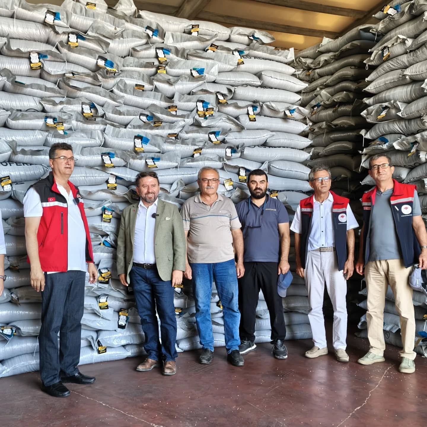 Tekirdağ’ın tohumculuk alanındaki önemli firmalarından biri olan Sarı Tohumculuk, hasat