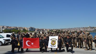 Tekirdağ’ın Süleymanpaşa ilçesindeki Ceyport Limanı’nda, uyuşturucu kaçakçılığıyla mücadele kapsamında geniş