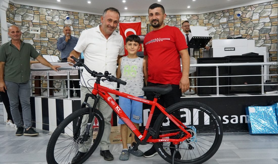 21. Yayla Şenliği Çekilişinde Kazananlara Hediyeleri Teslim Edildi Tekirdağ Karadeniz İlleri Kültür, Yardımlaşma ve Dayanışma Derneği tarafından düzenlenen