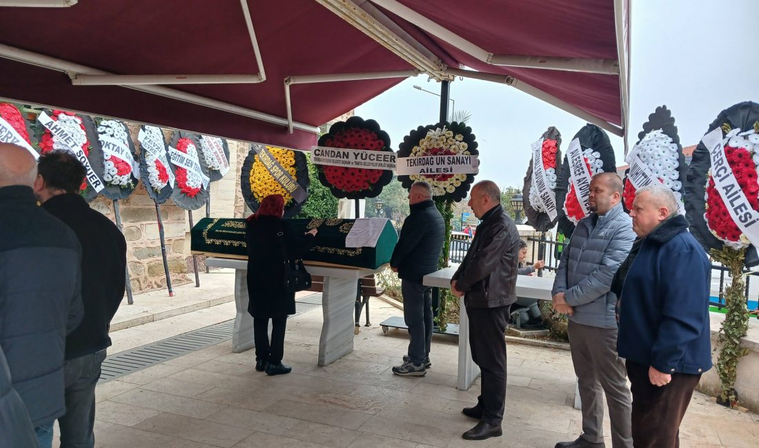 Tekirdağlı emekli öğretmen, sanayici ve yazar Öksel Demir hayatını kaybetti.