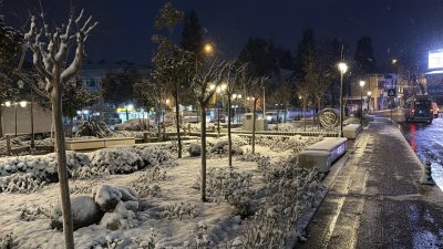 Meteoroloji Genel Müdürlüğü’nün uyarılarının ardından Tekirdağ’da etkisini artıran kar yağışı