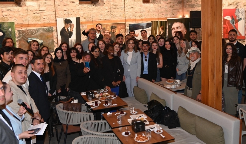 Tekirdağ Büyükşehir Belediye Başkanı Dr. Candan Yüceer, 19 Mayıs Atatürk’ü