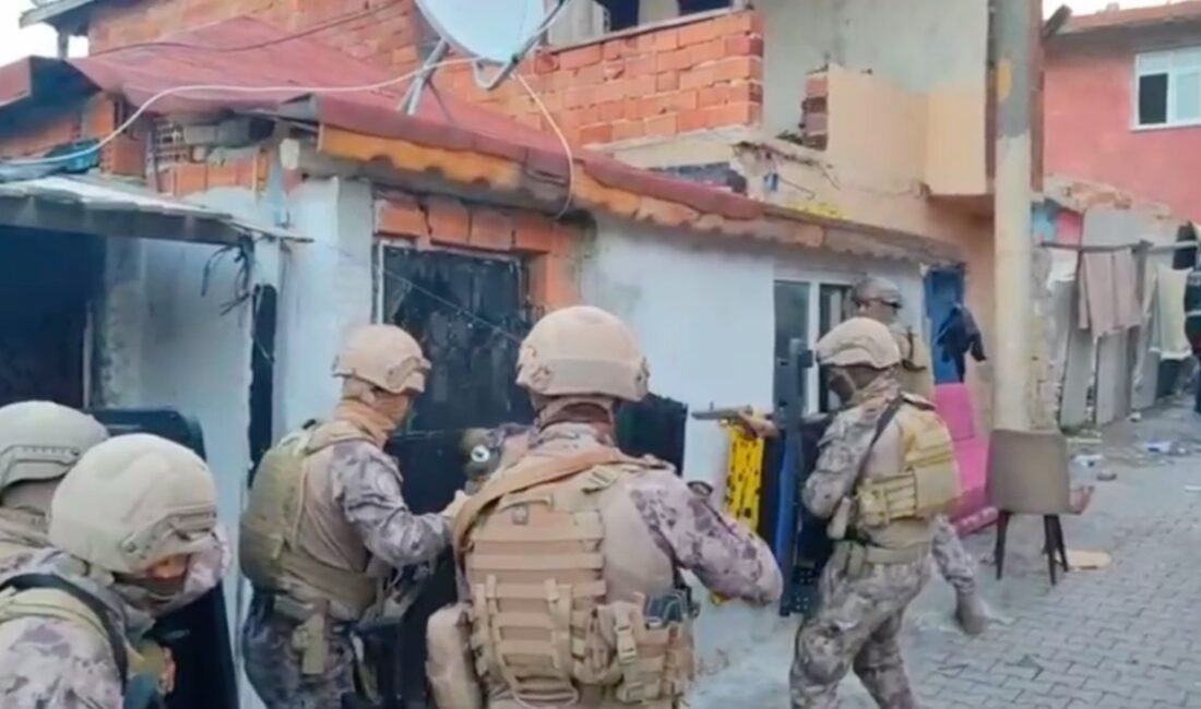 Tekirdağ’da polis ekiplerince düzenlenen geniş çaplı uyuşturucu operasyonunda gözaltına alınan